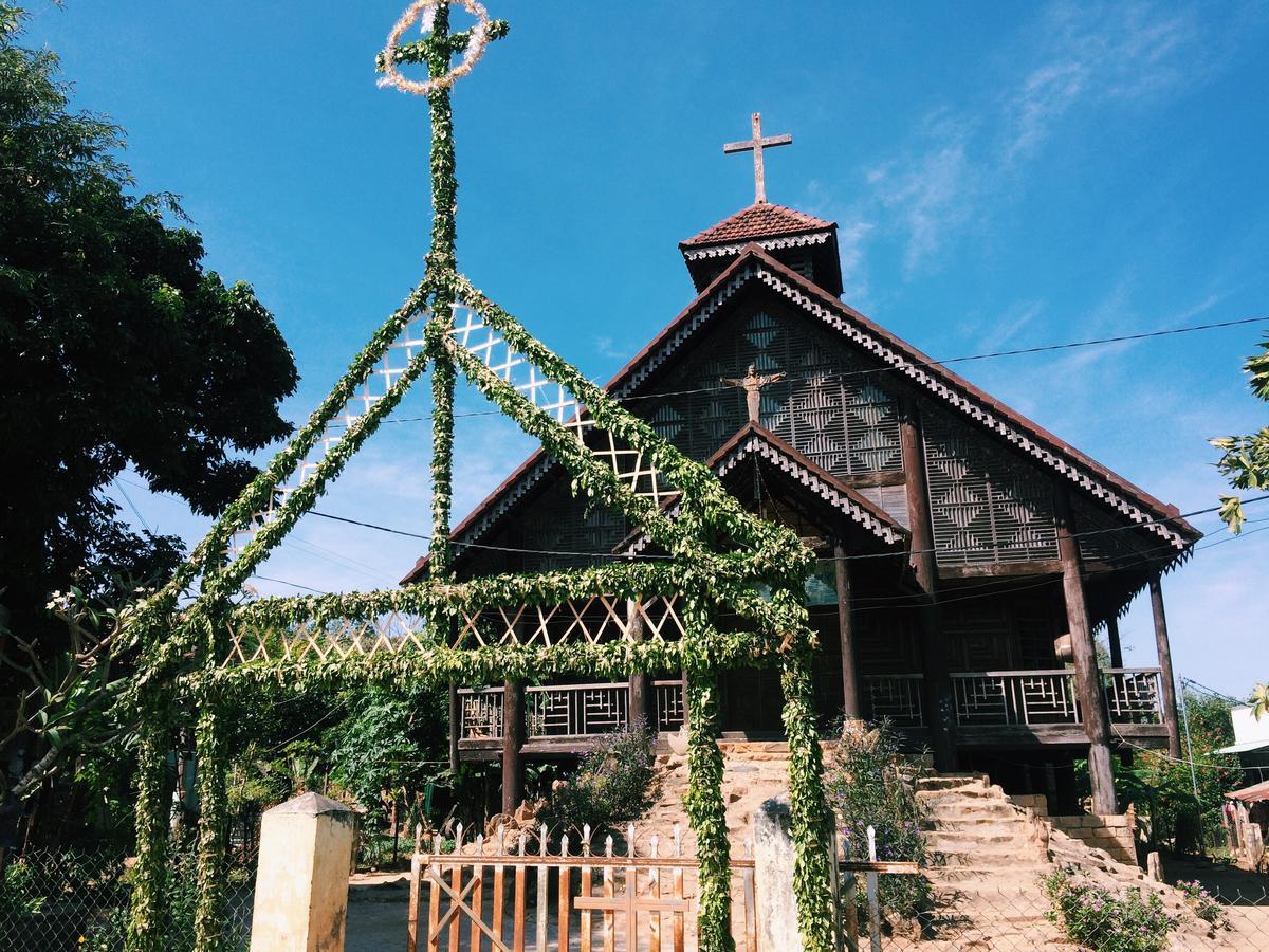 Vietnam Phuot Real Home Kon Tum Exterior foto